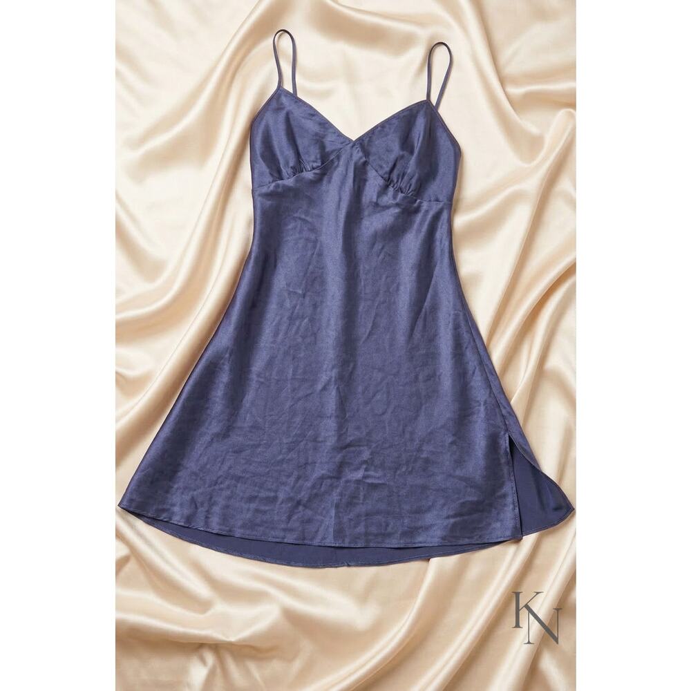 Vintage Victoria’s Secret Navy Silk Chemise Nightgown Slip Size S